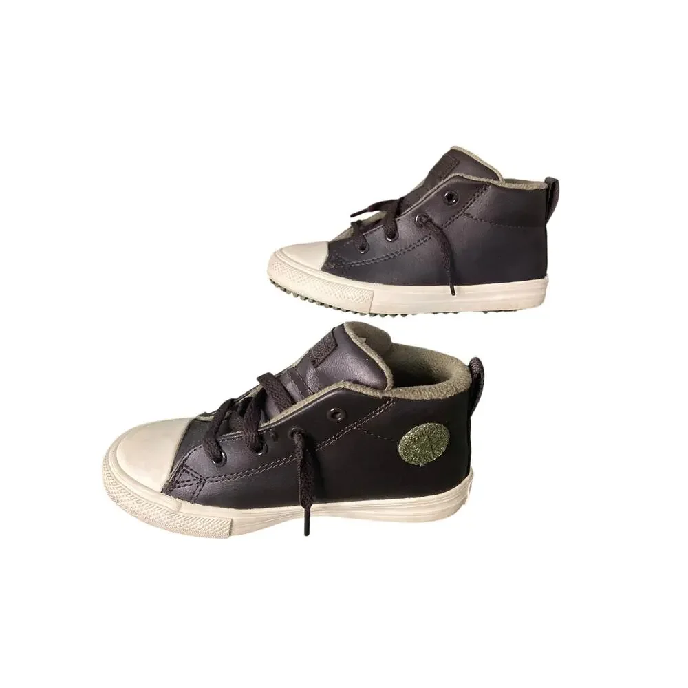 Converse Chuck Taylor All Star Street Boot- boys size 10
